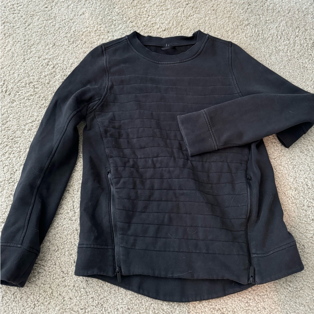 Lululemon sweatshirt